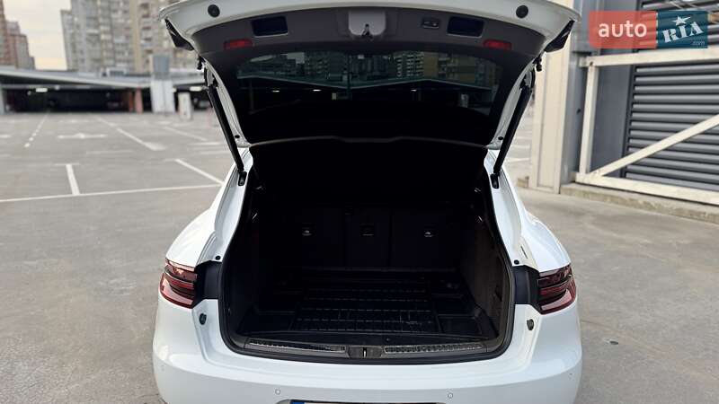 Позашляховик / Кросовер Porsche Macan 2016 в Києві фото 47 Позашляховик / Кросовер Porsche Macan 2016 в Києві