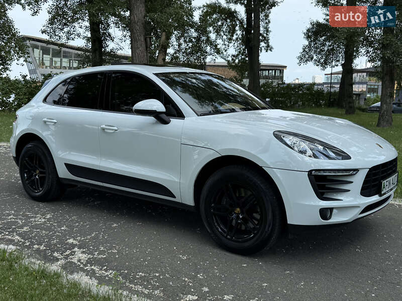 Внедорожник / Кроссовер Porsche Macan 2016 в Черкассах