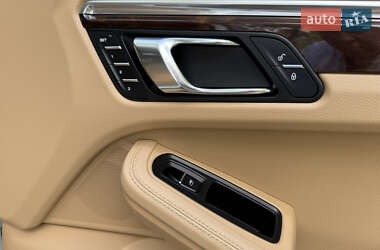 Позашляховик / Кросовер Porsche Macan 2016 в Черкасах