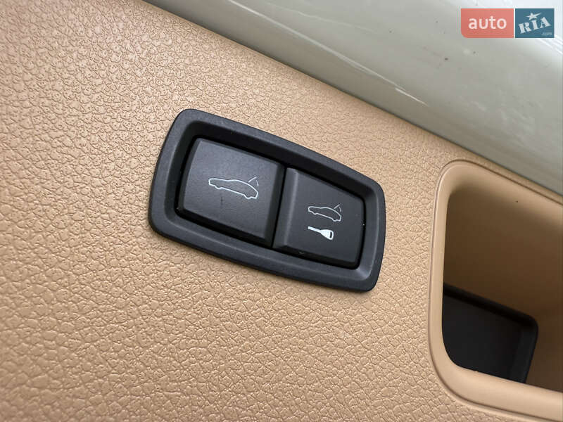 Внедорожник / Кроссовер Porsche Macan 2016 в Черкассах