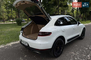 Позашляховик / Кросовер Porsche Macan 2016 в Черкасах