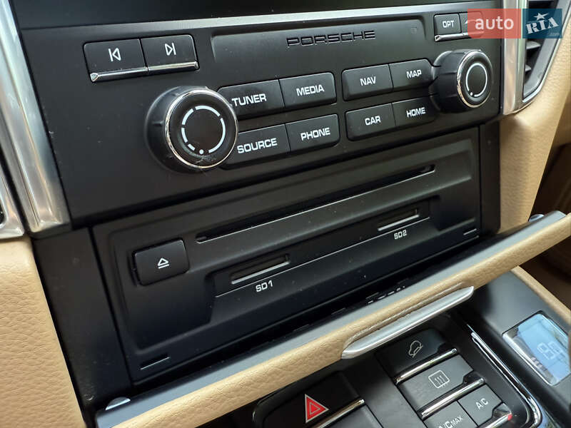 Внедорожник / Кроссовер Porsche Macan 2016 в Черкассах