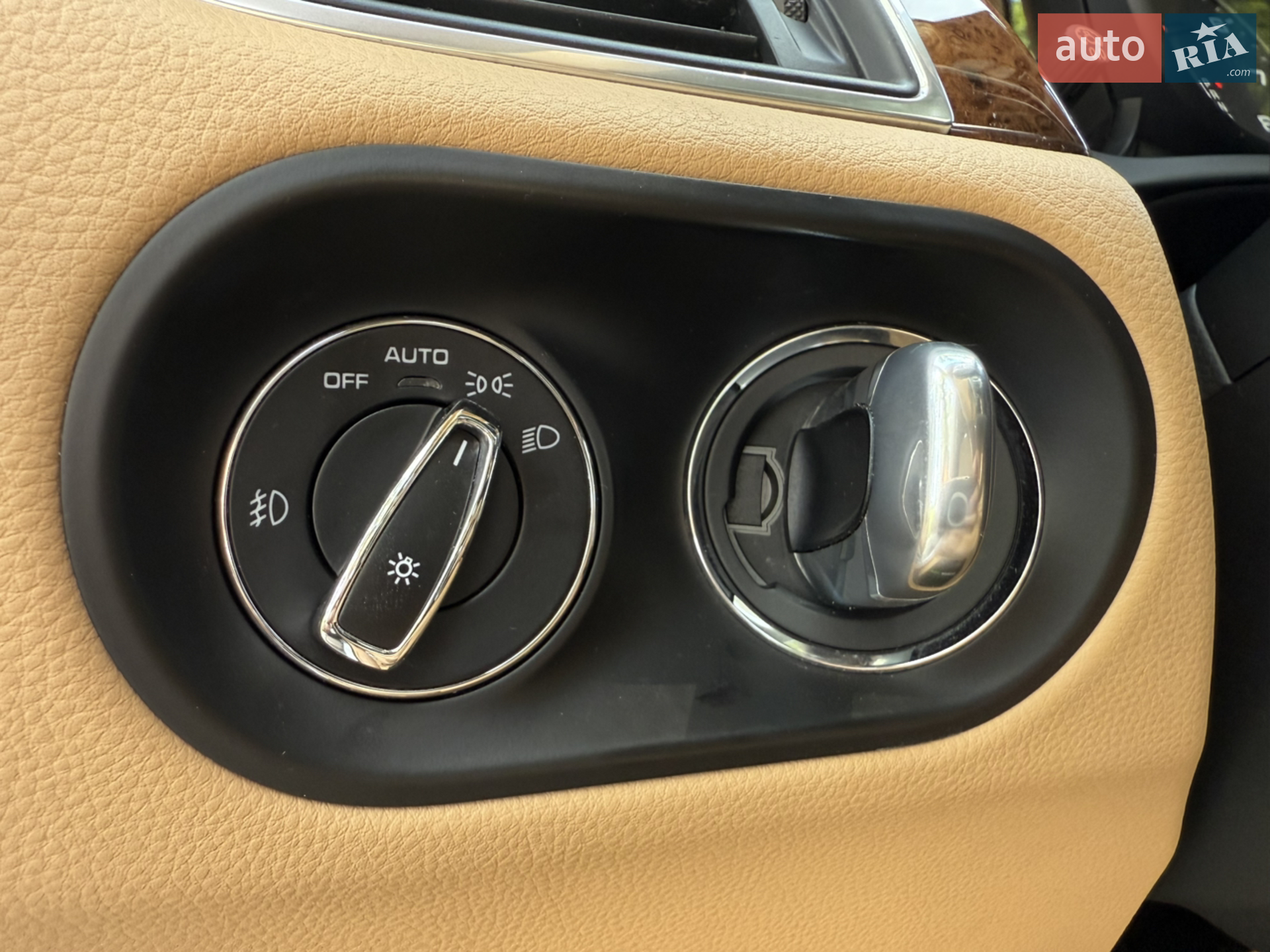 2016 Porsche Macan - мініатюра 43