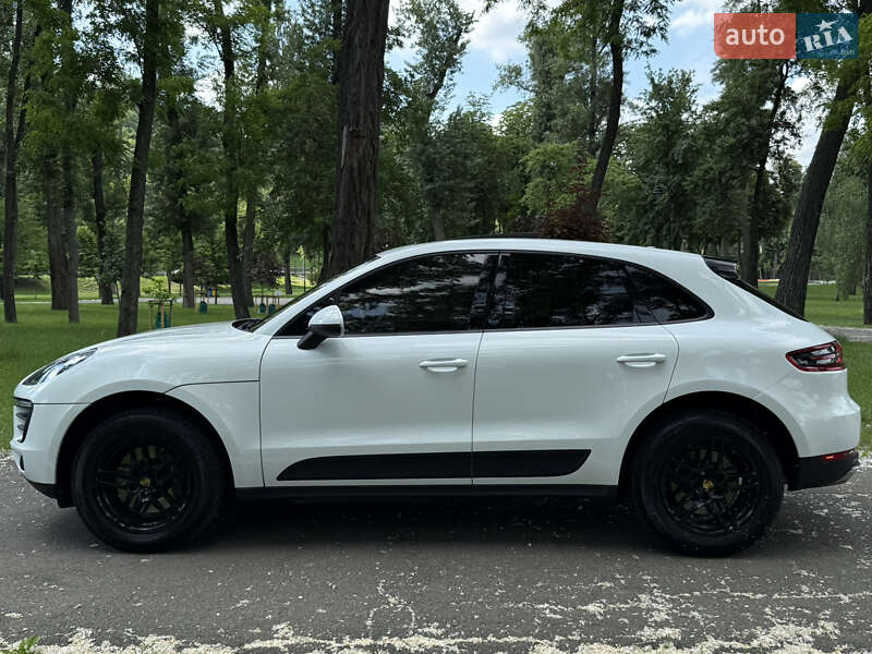 Внедорожник / Кроссовер Porsche Macan 2016 в Черкассах