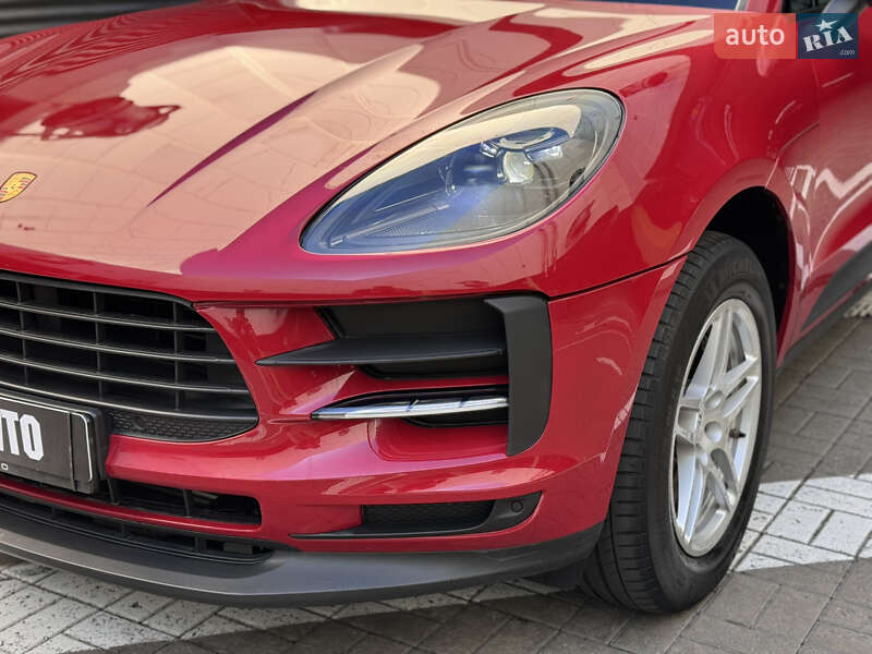 Внедорожник / Кроссовер Porsche Macan 2017 в Киеве фото 13 Внедорожник / Кроссовер Porsche Macan 2017 в Киеве