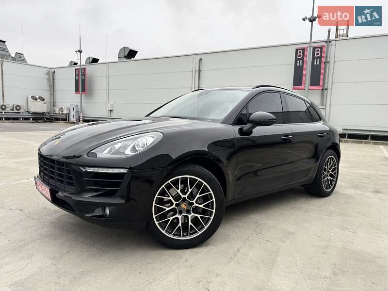 Внедорожник / Кроссовер Porsche Macan 2018 в Киеве