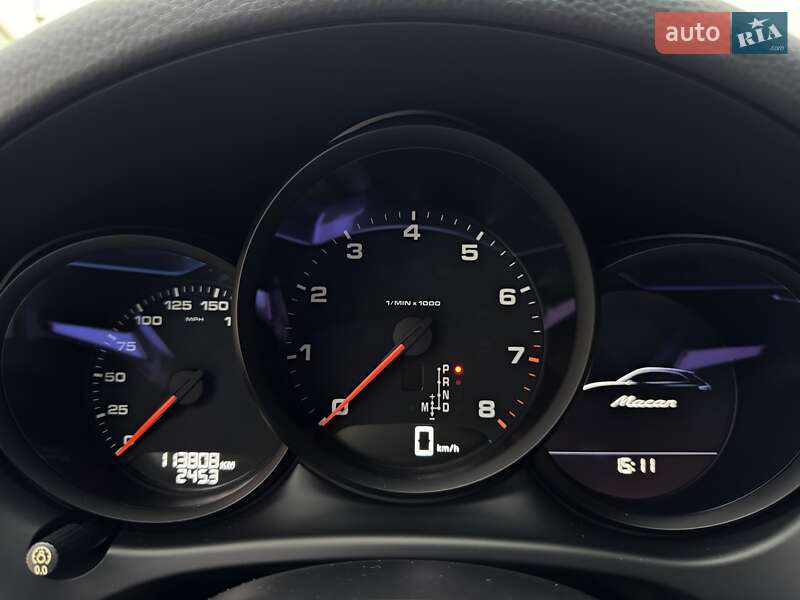 Внедорожник / Кроссовер Porsche Macan 2018 в Киеве