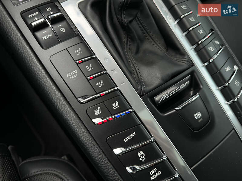 Позашляховик / Кросовер Porsche Macan 2019 в Харкові