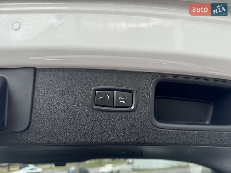 Позашляховик / Кросовер Porsche Macan 2019 в Харкові