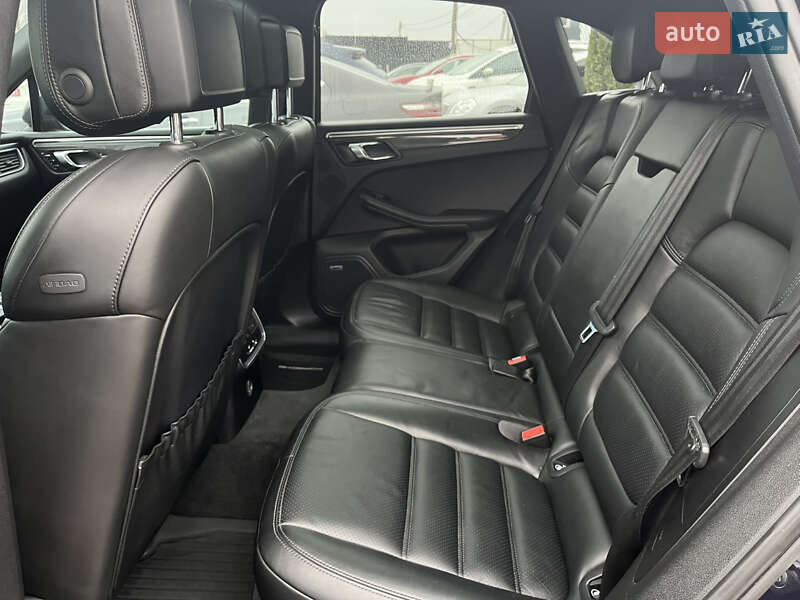 Позашляховик / Кросовер Porsche Macan 2017 в Львові