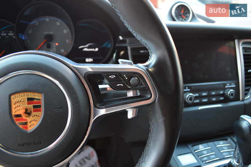 Внедорожник / Кроссовер Porsche Macan 2018 в Львове