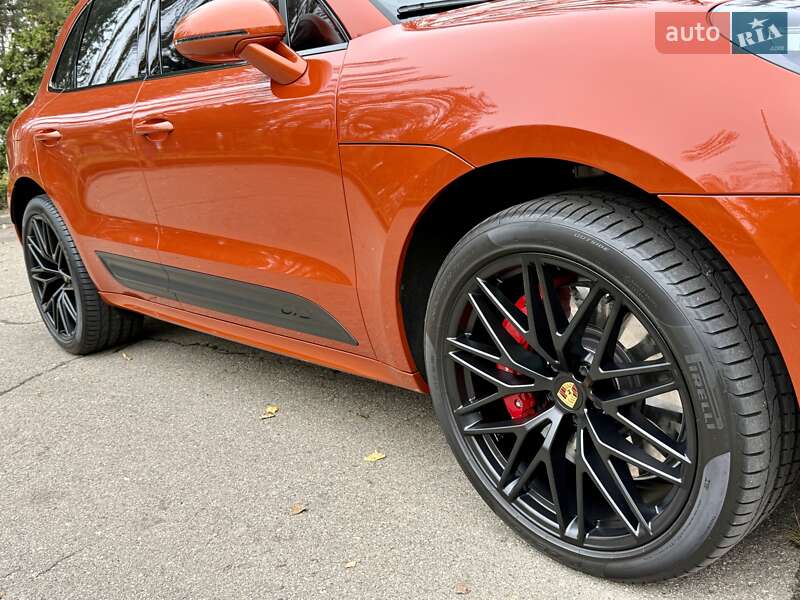 Позашляховик / Кросовер Porsche Macan 2022 в Києві