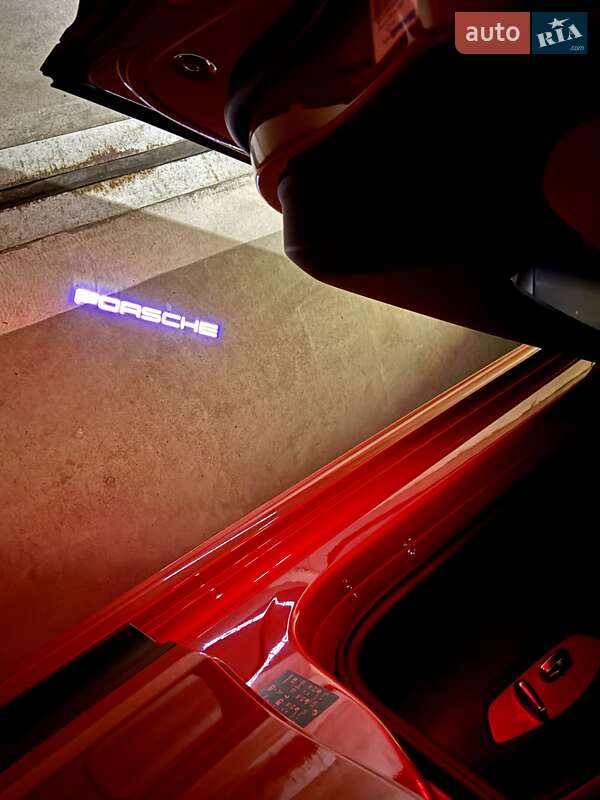 Позашляховик / Кросовер Porsche Macan 2022 в Києві