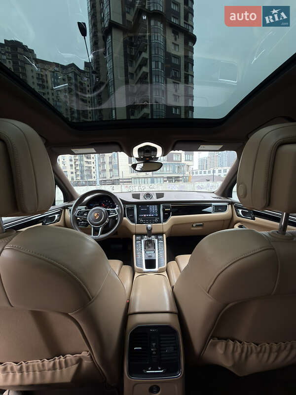 Позашляховик / Кросовер Porsche Macan 2017 в Києві