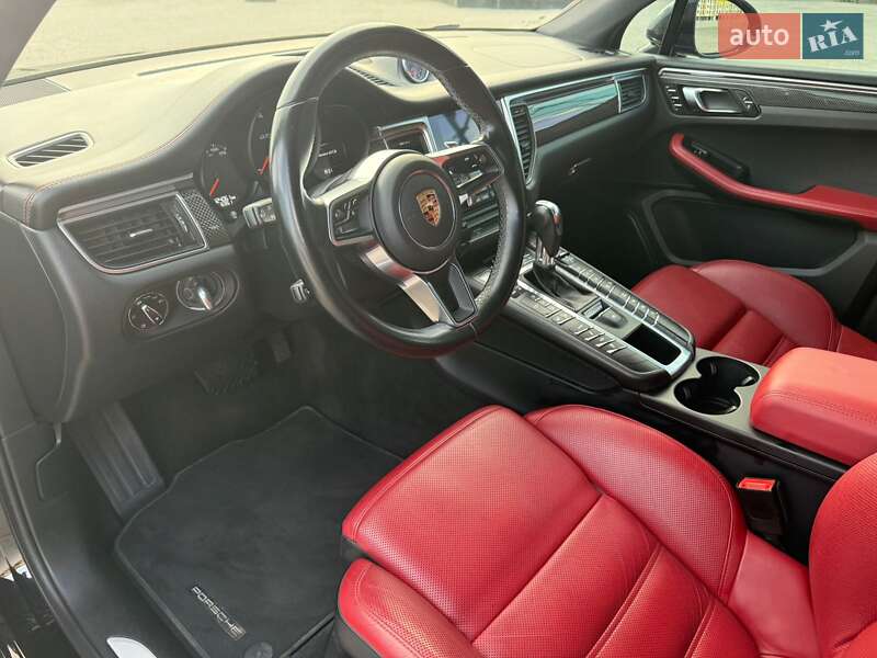 Внедорожник / Кроссовер Porsche Macan 2017 в Харькове