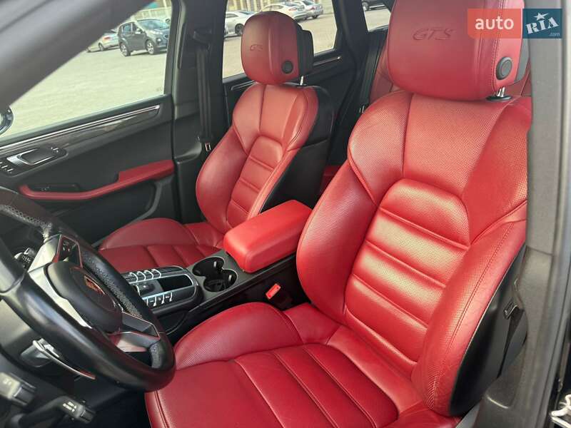 Внедорожник / Кроссовер Porsche Macan 2017 в Харькове