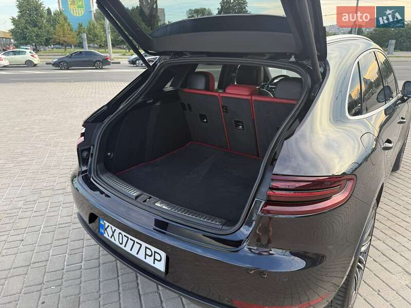 Внедорожник / Кроссовер Porsche Macan 2017 в Харькове