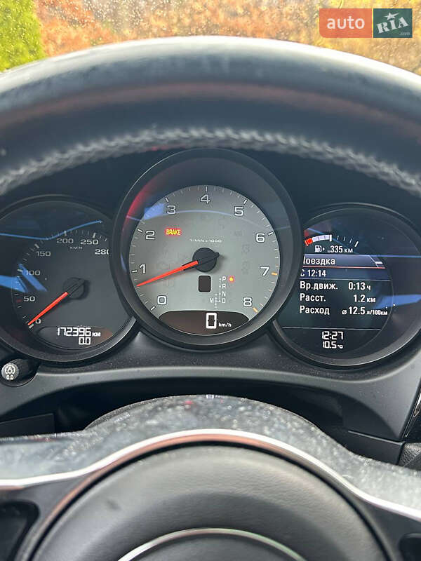 Позашляховик / Кросовер Porsche Macan 2015 в Києві