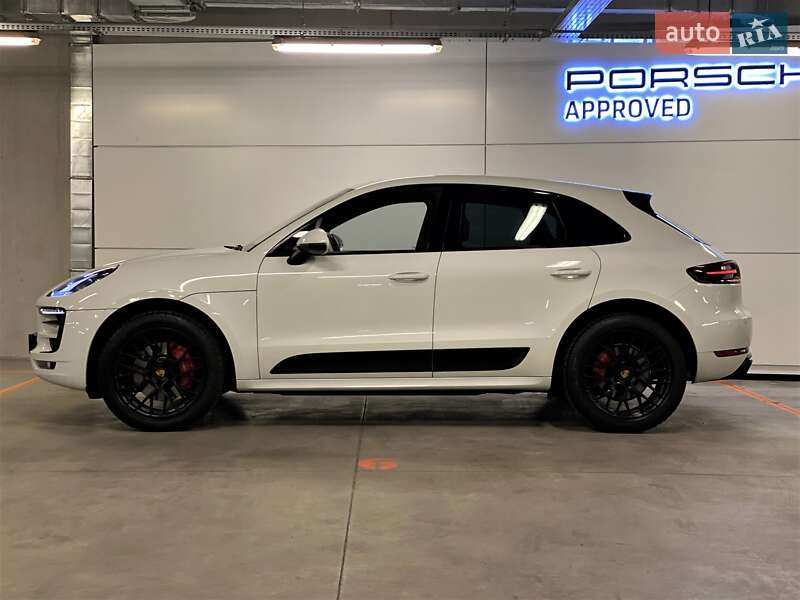 Внедорожник / Кроссовер Porsche Macan 2017 в Киеве фото 2 Внедорожник / Кроссовер Porsche Macan 2017 в Киеве