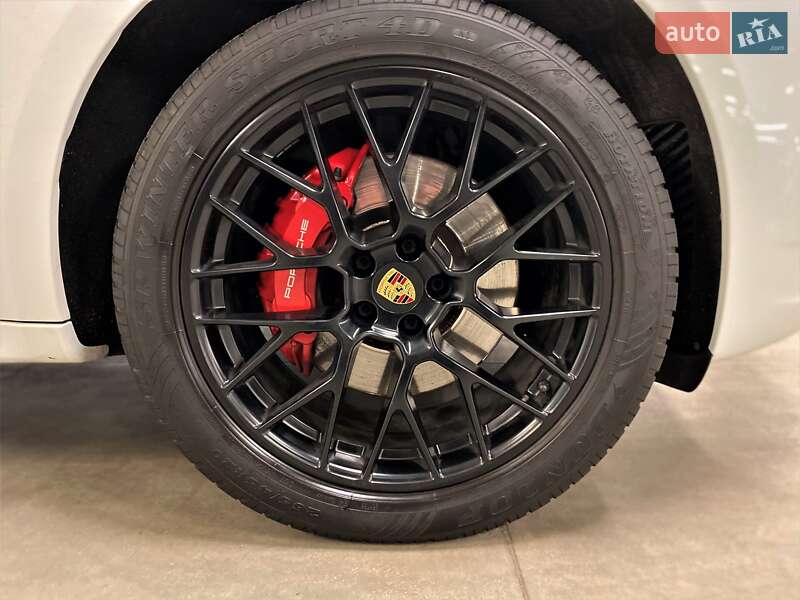 Внедорожник / Кроссовер Porsche Macan 2017 в Киеве фото 19 Внедорожник / Кроссовер Porsche Macan 2017 в Киеве