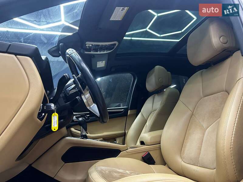 Внедорожник / Кроссовер Porsche Macan 2018 в Черновцах фото 12 Внедорожник / Кроссовер Porsche Macan 2018 в Черновцах