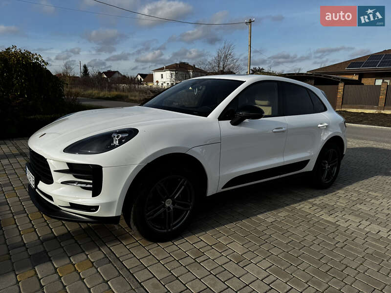 Позашляховик / Кросовер Porsche Macan 2020 в Дніпрі
