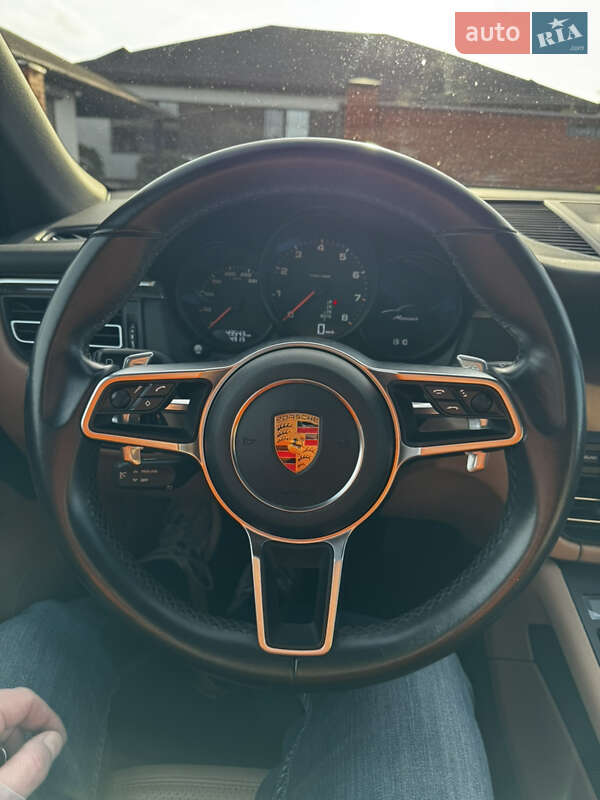 Позашляховик / Кросовер Porsche Macan 2020 в Дніпрі