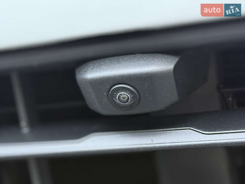 Внедорожник / Кроссовер Porsche Macan 2023 в Киеве фото 36 Внедорожник / Кроссовер Porsche Macan 2023 в Киеве