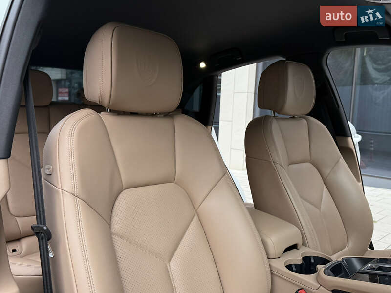 Внедорожник / Кроссовер Porsche Macan 2023 в Киеве фото 46 Внедорожник / Кроссовер Porsche Macan 2023 в Киеве