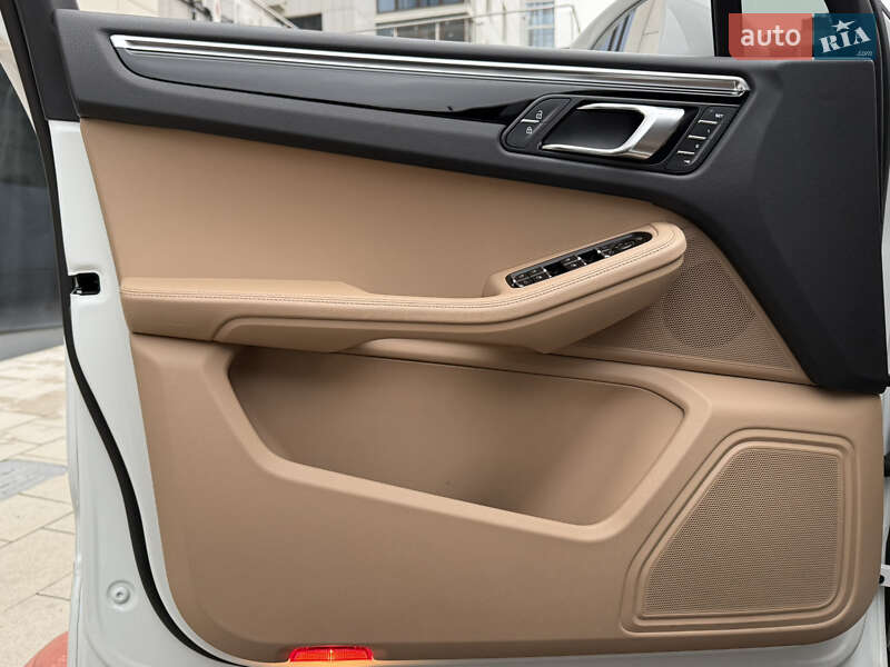 Внедорожник / Кроссовер Porsche Macan 2023 в Киеве фото 53 Внедорожник / Кроссовер Porsche Macan 2023 в Киеве