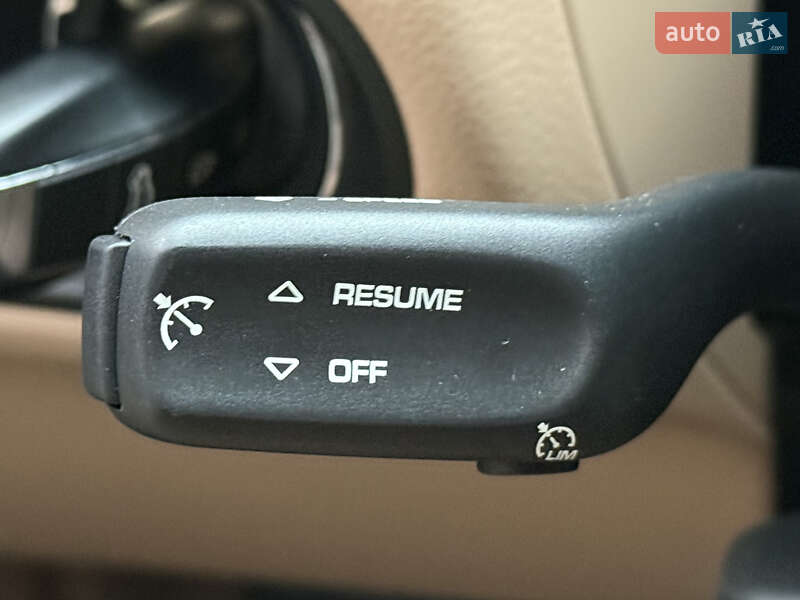 Внедорожник / Кроссовер Porsche Macan 2023 в Киеве фото 68 Внедорожник / Кроссовер Porsche Macan 2023 в Киеве