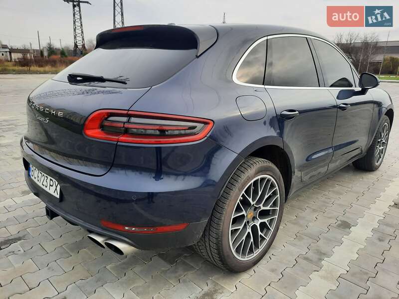 Внедорожник / Кроссовер Porsche Macan 2016 в Ирпене