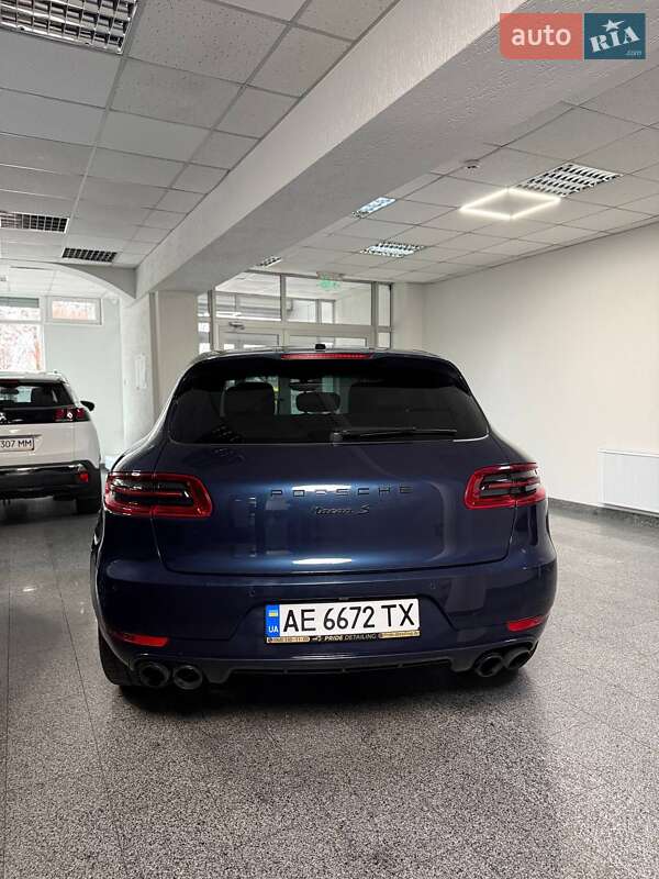 Внедорожник / Кроссовер Porsche Macan 2015 в Полтаве