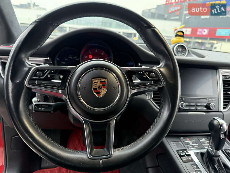 Внедорожник / Кроссовер Porsche Macan 2016 в Киеве фото 16 Внедорожник / Кроссовер Porsche Macan 2016 в Киеве