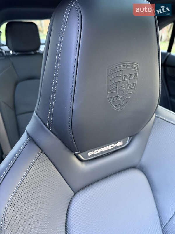 Внедорожник / Кроссовер Porsche Macan 2025 в Львове