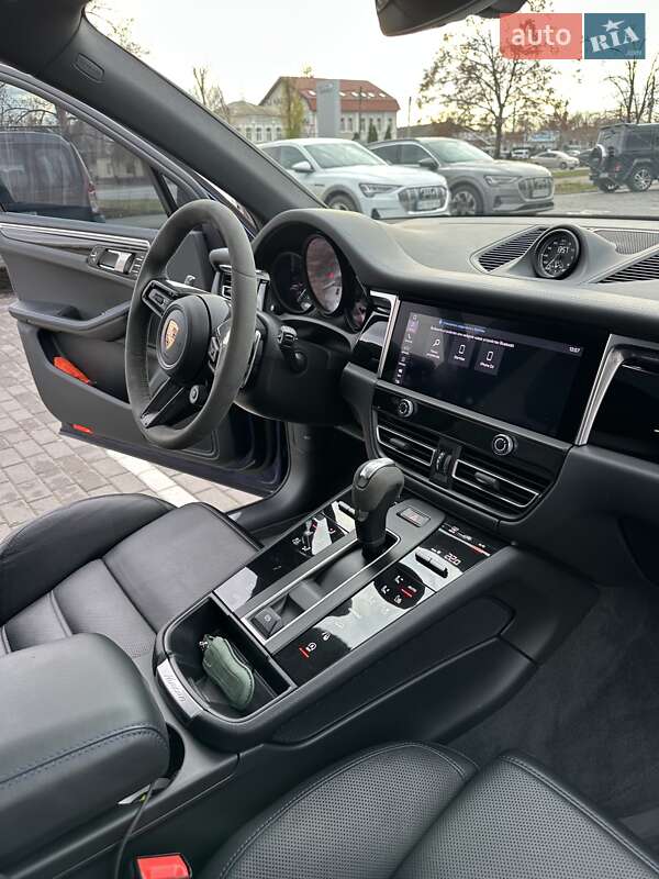 Позашляховик / Кросовер Porsche Macan 2023 в Києві