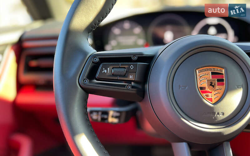 Внедорожник / Кроссовер Porsche Macan 2025 в Львове