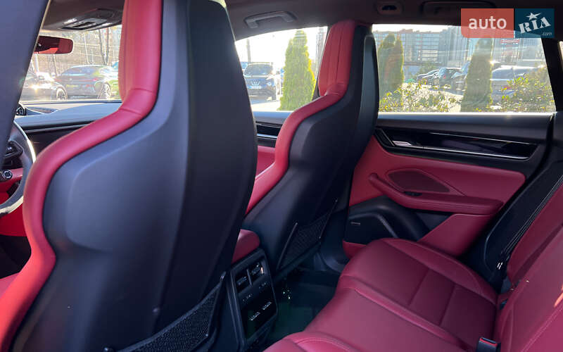 Внедорожник / Кроссовер Porsche Macan 2025 в Львове