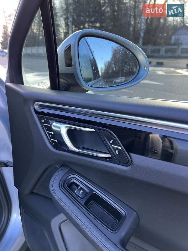 Позашляховик / Кросовер Porsche Macan 2016 в Вінниці фото 47 Позашляховик / Кросовер Porsche Macan 2016 в Вінниці