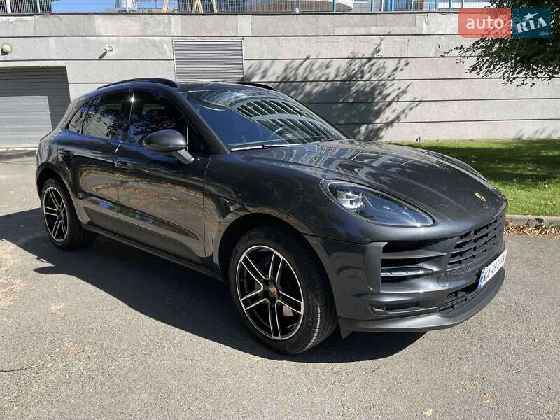 Позашляховик / Кросовер Porsche Macan 2019 в Києві