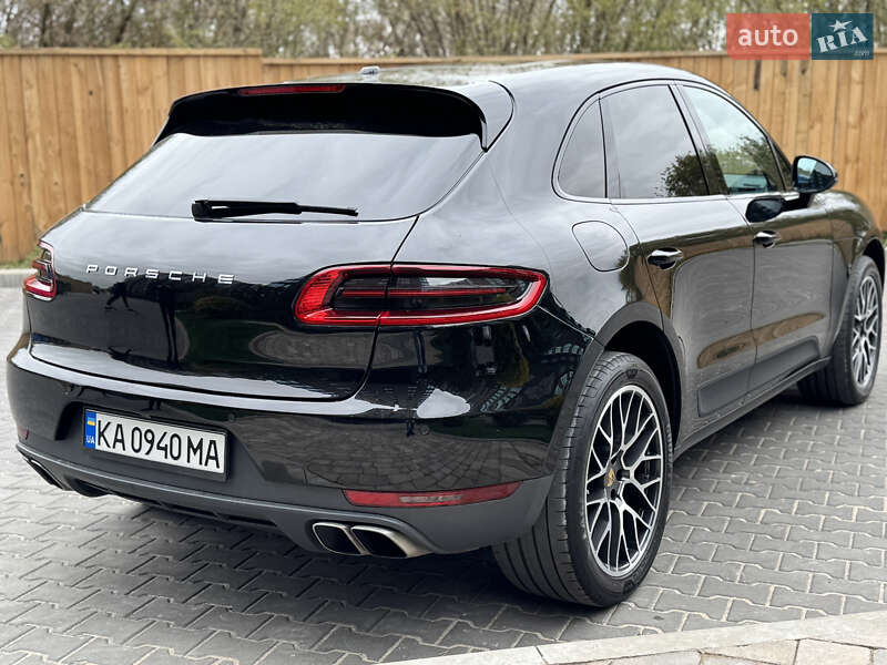 Внедорожник / Кроссовер Porsche Macan 2015 в Киеве