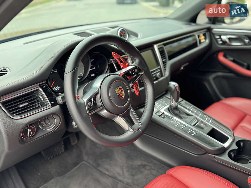 Внедорожник / Кроссовер Porsche Macan 2015 в Киеве