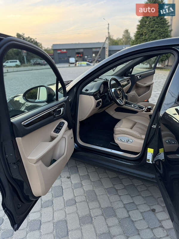 Внедорожник / Кроссовер Porsche Macan 2019 в Ивано-Франковске