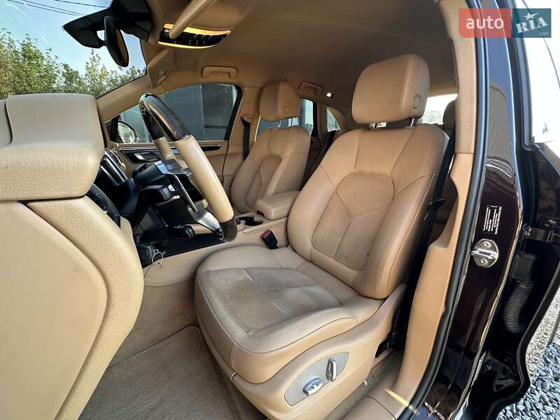 Позашляховик / Кросовер Porsche Macan 2015 в Львові