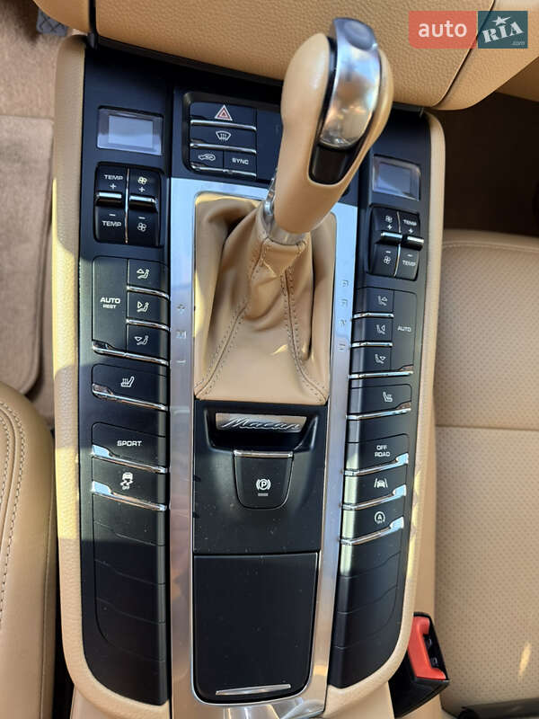 Внедорожник / Кроссовер Porsche Macan 2017 в Киеве фото 8 Внедорожник / Кроссовер Porsche Macan 2017 в Киеве