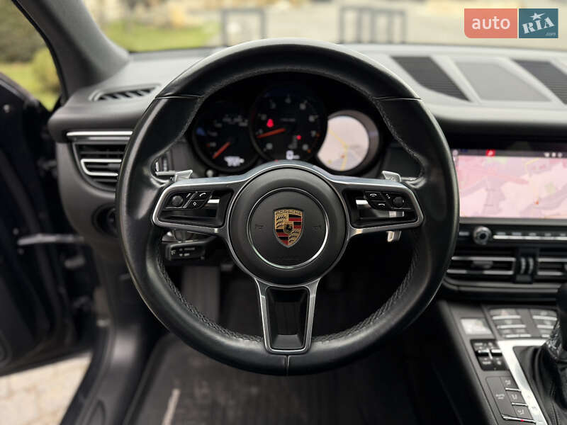 Позашляховик / Кросовер Porsche Macan 2020 в Львові