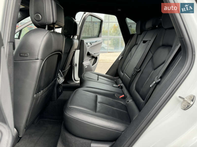 Позашляховик / Кросовер Porsche Macan 2019 в Харкові