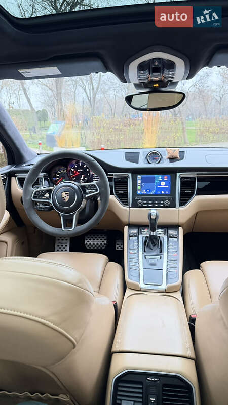 Позашляховик / Кросовер Porsche Macan 2016 в Києві