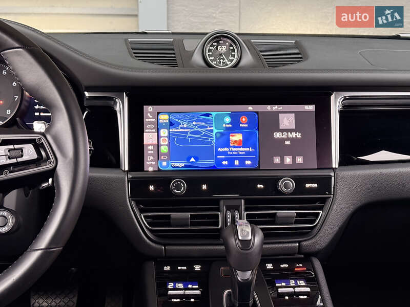 Позашляховик / Кросовер Porsche Macan 2022 в Києві