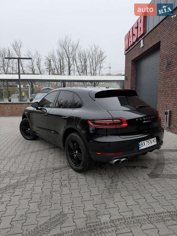 Позашляховик / Кросовер Porsche Macan 2015 в Хмельницькому